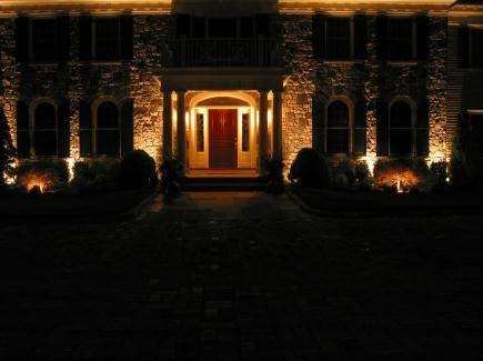 Lightscapes Landscape Lighting Design | 51 Ballaro Dr, Huntington, CT 06484, USA | Phone: (203) 209-3162