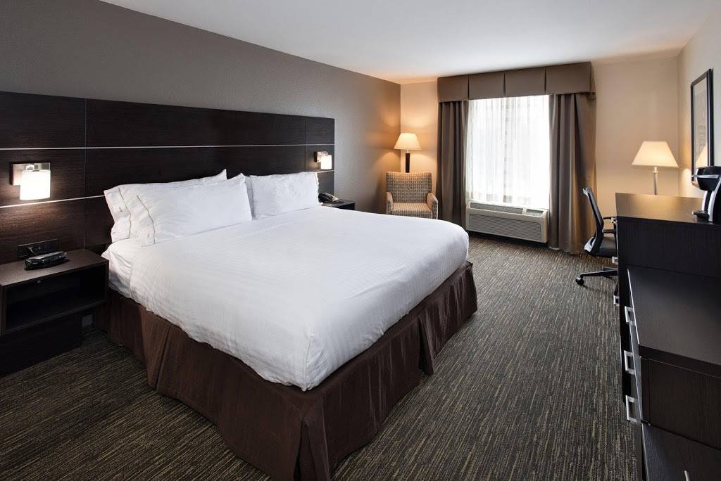 Holiday Inn Express & Suites East Wichita I-35 Andover | 600 S Allen St, Andover, KS 67002, USA | Phone: (316) 733-8833