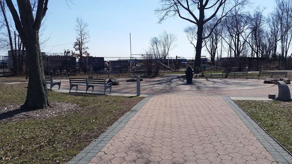 Allan F. Kivlehan Playground | New Dorp Ln & Cedar Grove Ave, Staten Island, NY 10306, USA | Phone: (718) 354-4606