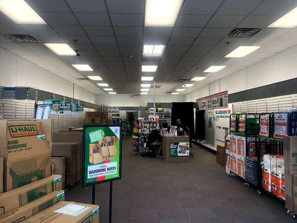 U-Haul Moving & Storage of Fort Atkinson | 1309 N High St, Fort Atkinson, WI 53538, USA | Phone: (920) 542-4365