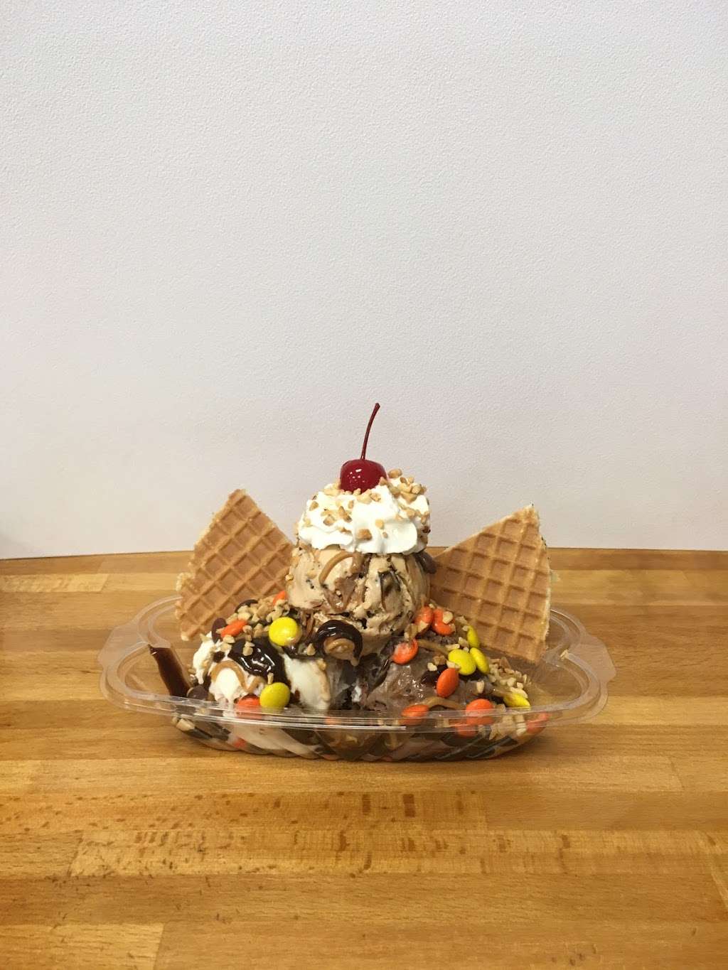 Cookies N Creme Ice Cream & More | 117 N Pilot Knob Rd, Denver, NC 28037 | Phone: (704) 820-2855