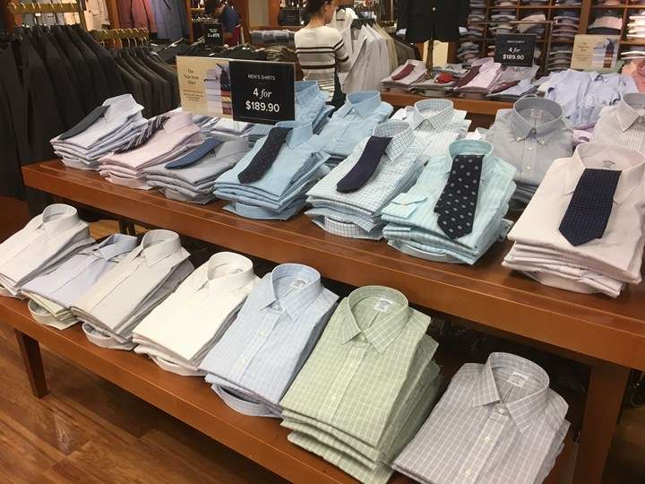 Brooks Brothers Factory Outlet | 80 Premium Outlets Blvd Ste 305, Merrimack, NH 03054, USA | Phone: (603) 424-6418