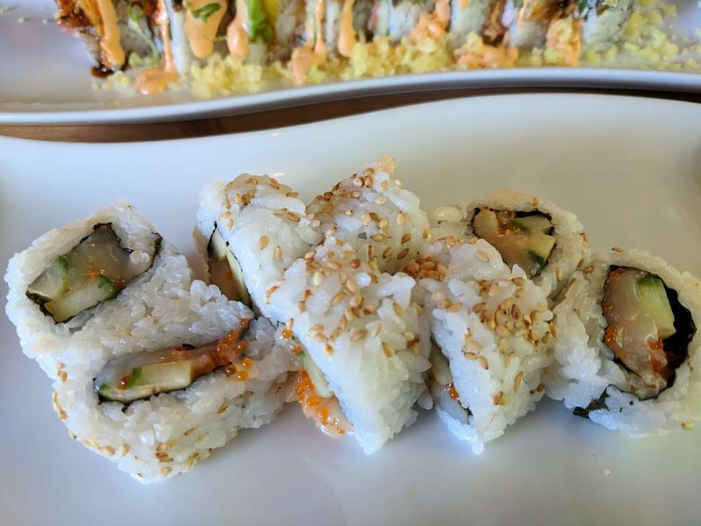 Taes Edo Sushi Bar | 13271 CA-9, Boulder Creek, CA 95006, USA | Phone: (831) 338-2099