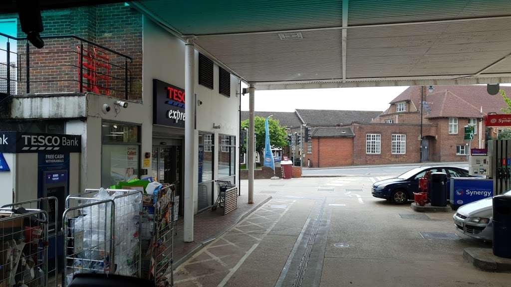 Tesco Esso Express | Lewes Rd, Forest Row RH18 5EP, UK | Phone: 0345 674 6498