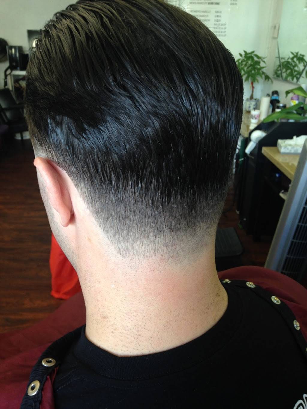 Carinas Barber & Hairstyling | 915 Lehua Ave, Pearl City, HI 96782, USA | Phone: (808) 391-1369