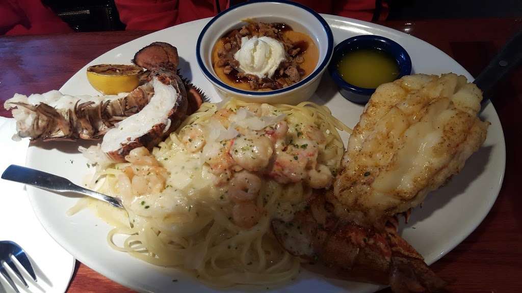 Red Lobster | 4401 N Cumberland Ave, Norridge, IL 60706 | Phone: (708) 456-7966