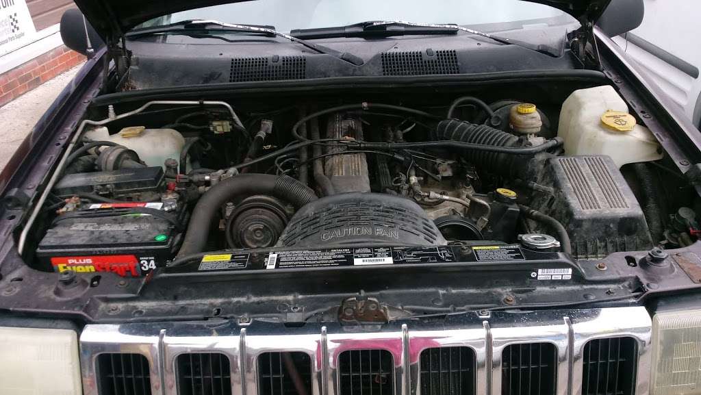 Ricks Automotive | 224 W 29th St, Anderson, IN 46016, USA | Phone: (765) 393-3901