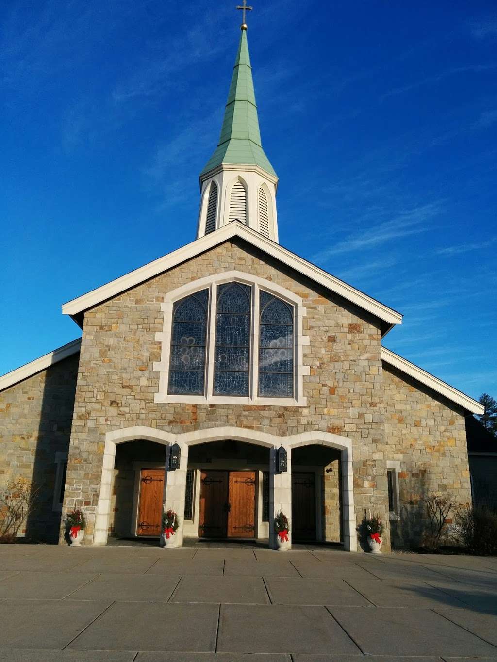 St Kathryn Church | 4 Dracut Rd, Hudson, NH 03051, USA | Phone: (603) 882-7793