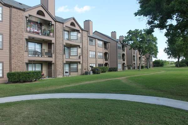 Reserve at Windmill Lakes Apartments | 9988 Windmill Lakes Blvd, Houston, TX 77075, USA | Phone: (713) 941-0240