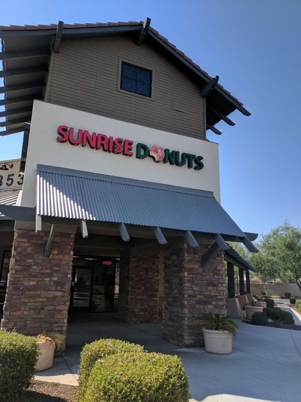 Sunrise Donuts | 3536 W Baseline Rd, Laveen Village, AZ 85339, USA | Phone: (602) 687-7688