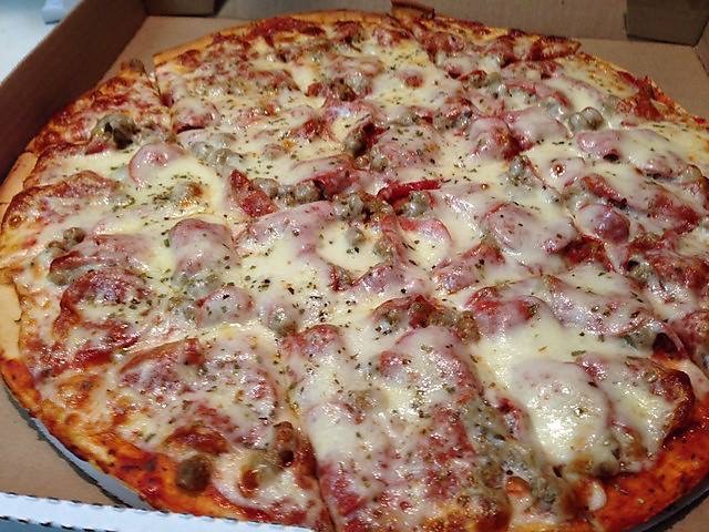 Rolynos Pizza | 111 N Lynhurst Dr, Indianapolis, IN 46224, USA | Phone: (317) 248-1495