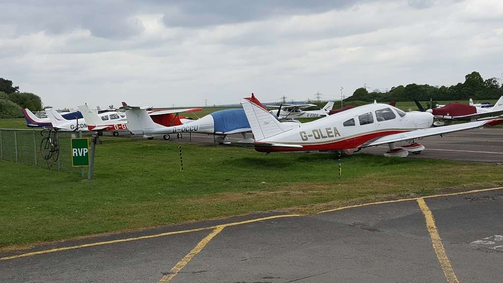 London Elstree Aerodrome | Radlett, Borehamwood WD6 3AR, UK | Phone: 020 8953 7480