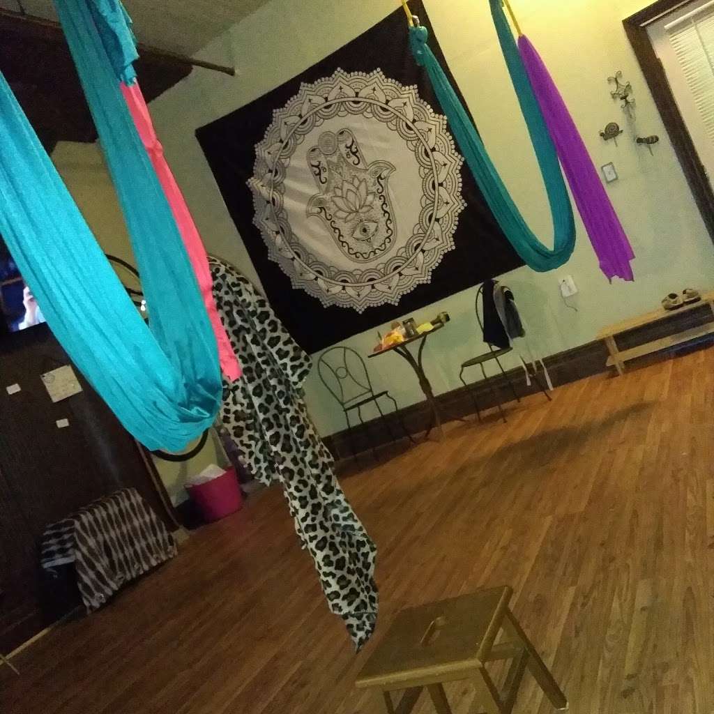 Relax And Hang Aerial Yoga Studios | 2066 W Hunting Park Ave #117, Philadelphia, PA 19140, USA | Phone: (267) 223-9003