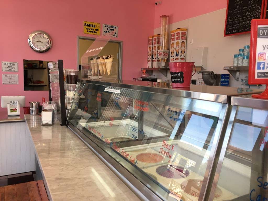 Dylans Family Ice Cream | 5960 Losee Rd #121, North Las Vegas, NV 89081, USA | Phone: (702) 982-6148