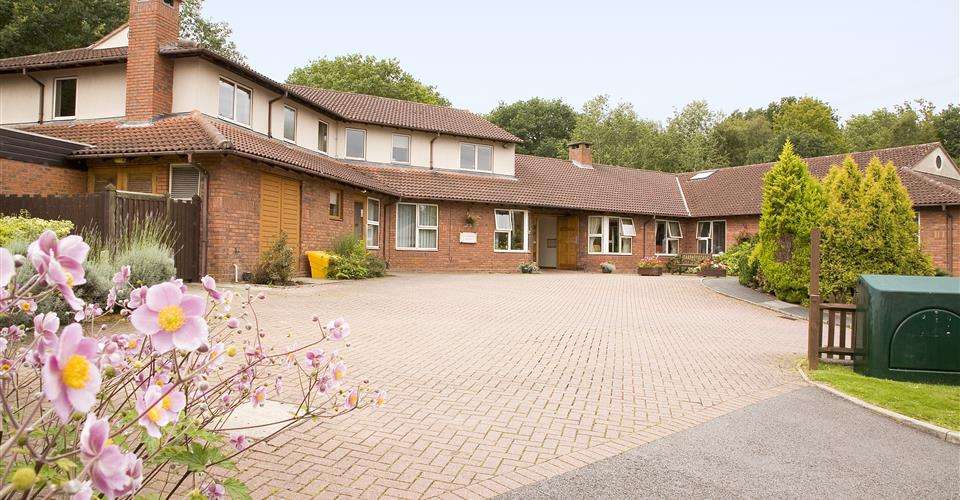 Abbeyfield Cunningham House | Cunningham House, Pike Way, North Weald, Epping, North Weald Bassett, Essex CM16 6BL, UK | Phone: 01992 524160