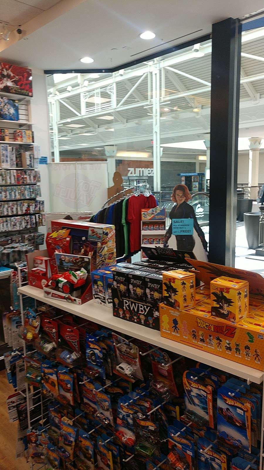 The Toy Vault @ Solomon Pond Mall | 601 Donald Lynch Blvd # 4253, Marlborough, MA 01752, USA | Phone: (508) 624-6246