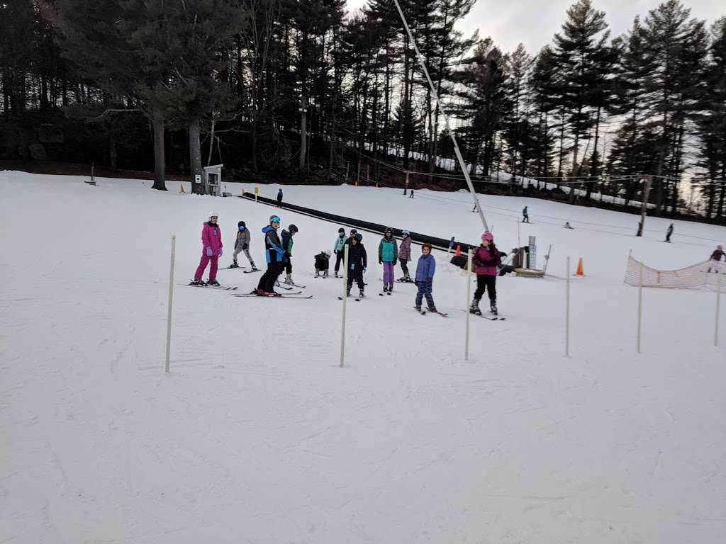 Nashoba Valley Ski Area | 79 Powers Rd, Westford, MA 01886, USA | Phone: (978) 692-3033