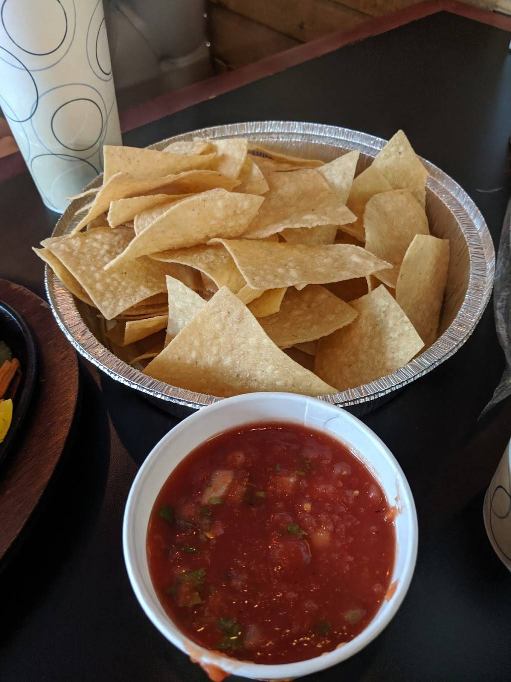 Ernestos Mexican Grill | 5715 Richards Valley Rd, Ellicott City, MD 21043, USA | Phone: (410) 465-4800