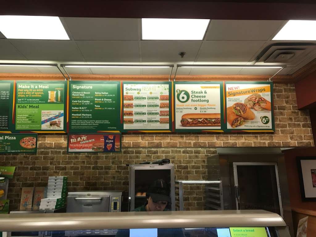 Subway Restaurants | 55 Clock Tower Dr, Elgin, IL 60120, USA | Phone: (847) 531-5555