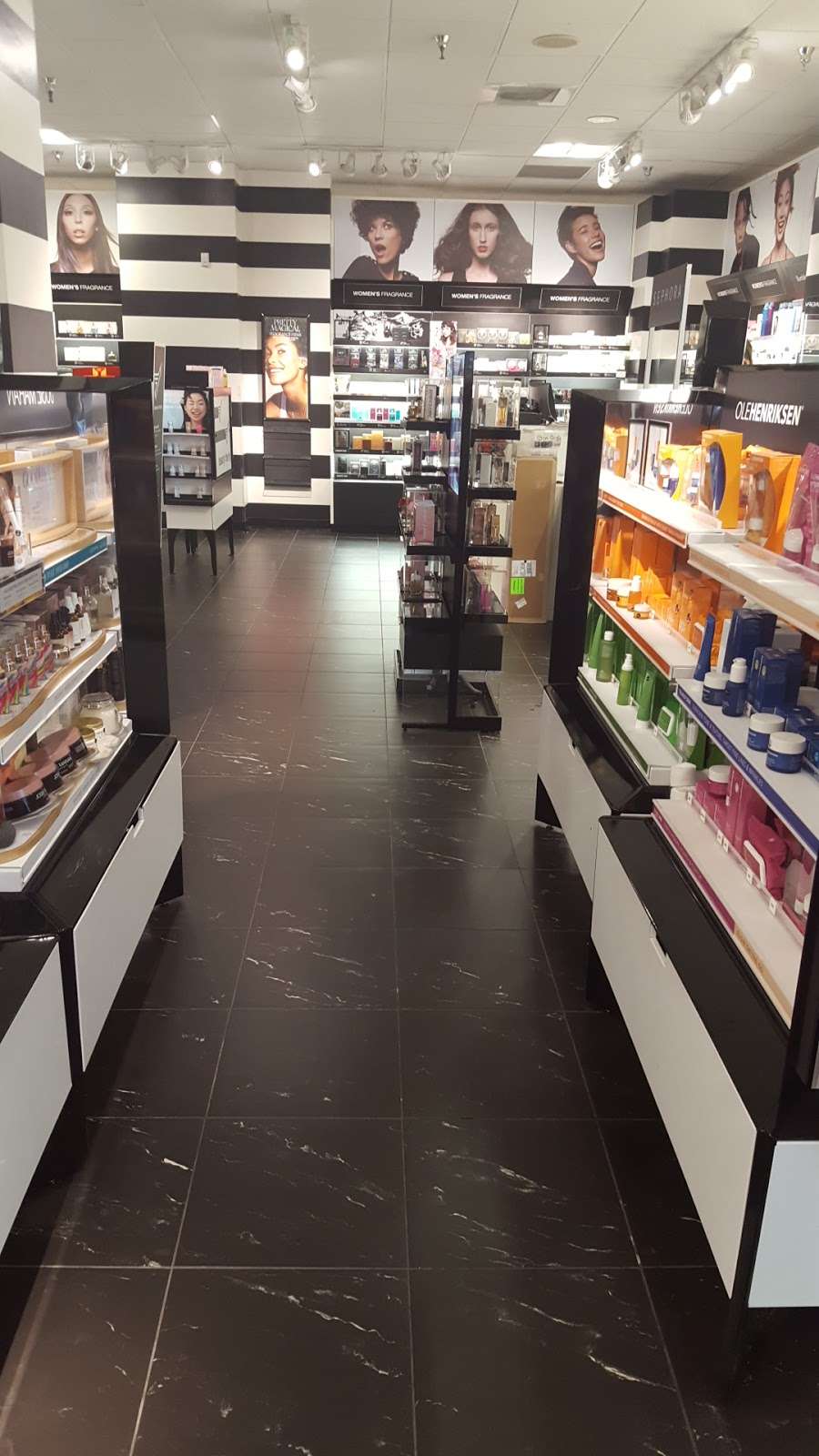 SEPHORA inside JCPenney | 21840 Hawthorne Blvd, Torrance, CA 90503 | Phone: (310) 371-6577