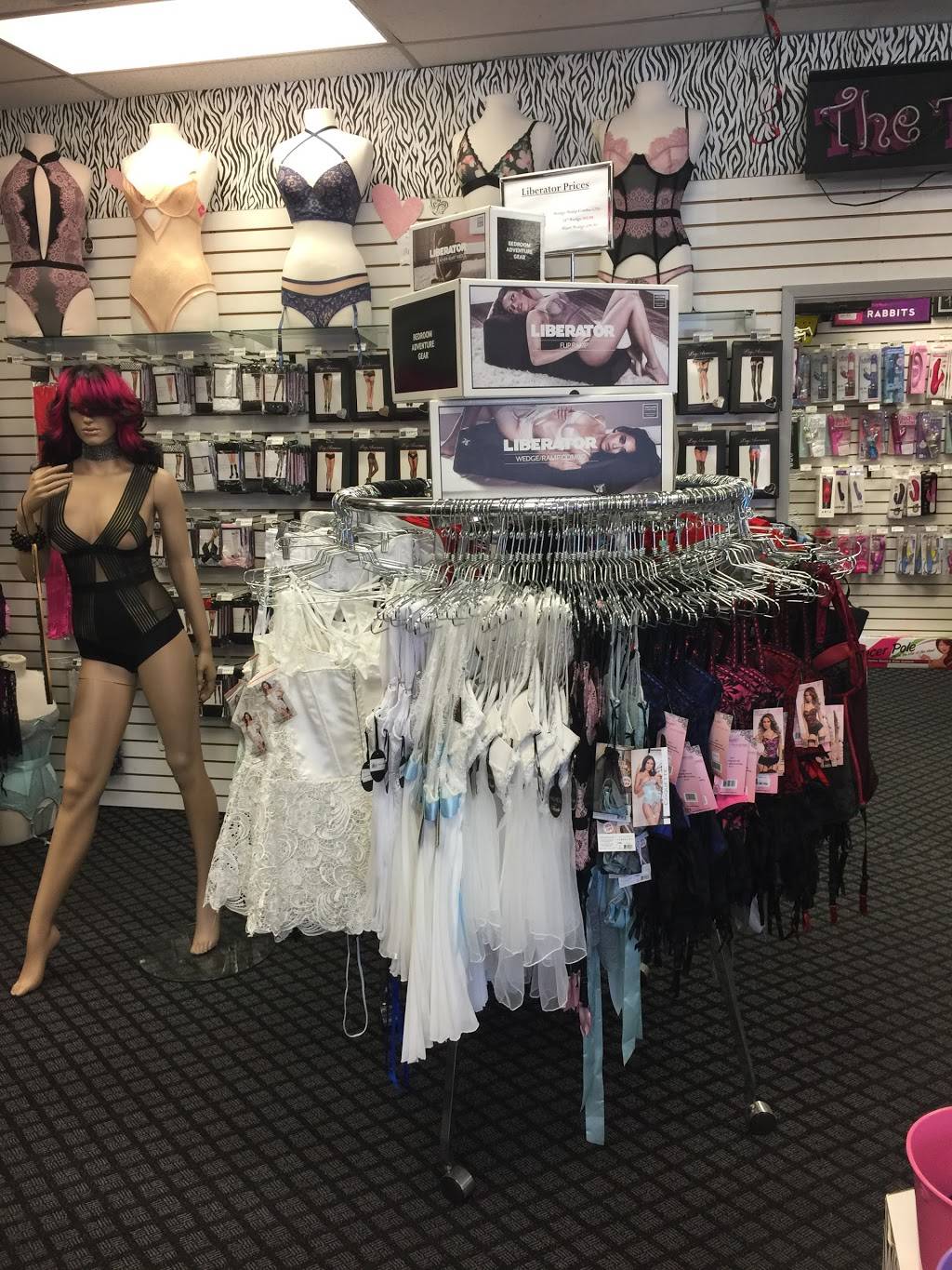 Kiss-N-Tell | 4201 Sunrise Blvd, Fair Oaks, CA 95628, USA | Phone: (916) 966-5477