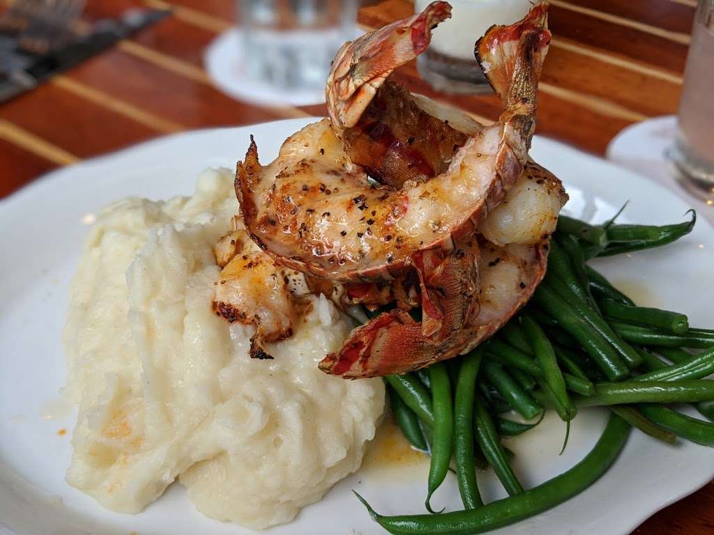 Pappas Seafood House | 20410 US-59 North, Humble, TX 77339, USA | Phone: (281) 446-7707