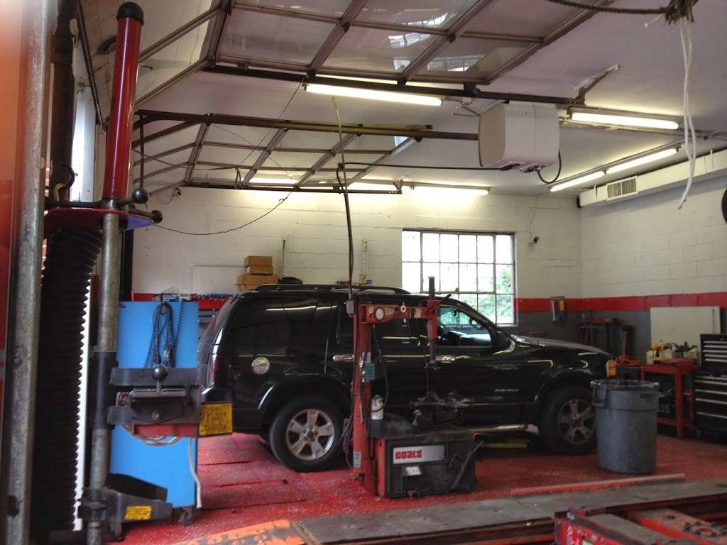 First Auto Repair Inc | 30 Lincoln Ave, Pelham, NY 10803, USA | Phone: (914) 365-2035