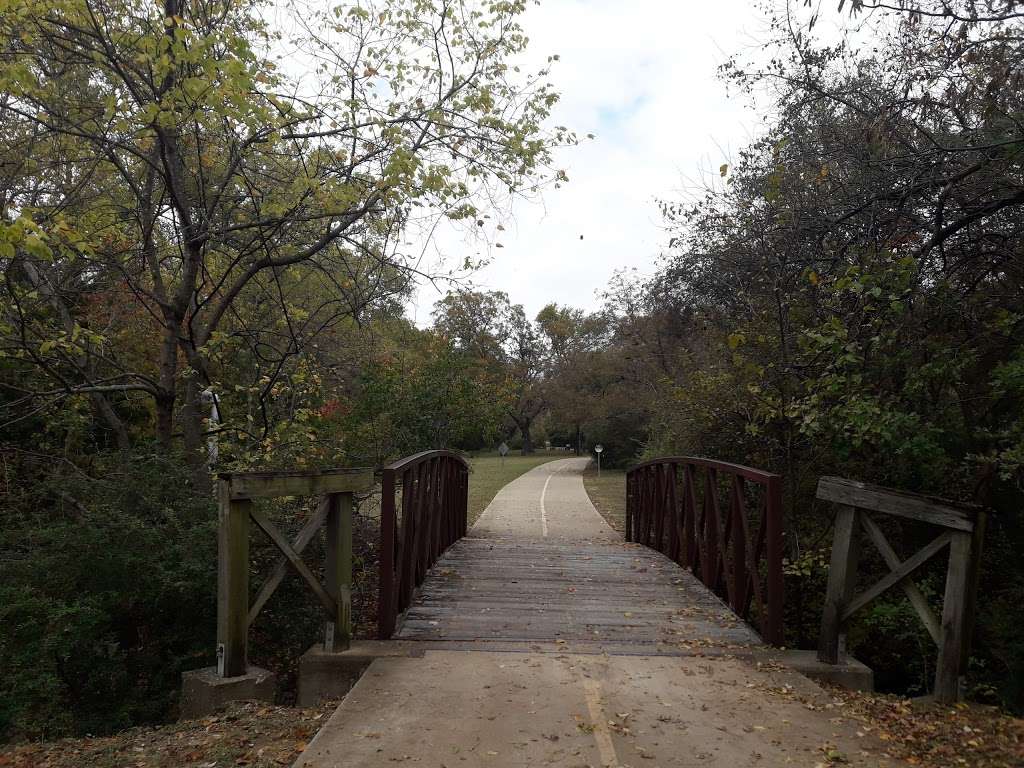 Anderson Bonner Park | 12000 Park Central Dr, Dallas, TX 75251, USA | Phone: (214) 670-4100