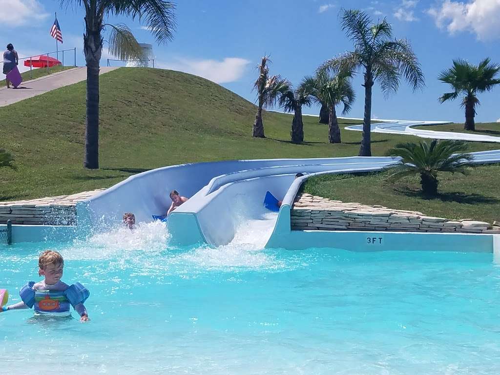 Fun Spot Water Slide | 2061 State Hwy 87, Port Bolivar, TX 77650, USA | Phone: (409) 684-2384