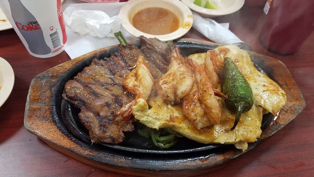 Ortegas Fish & Grill | 15660 Leffingwell Rd, Whittier, CA 90604 | Phone: (562) 902-9409