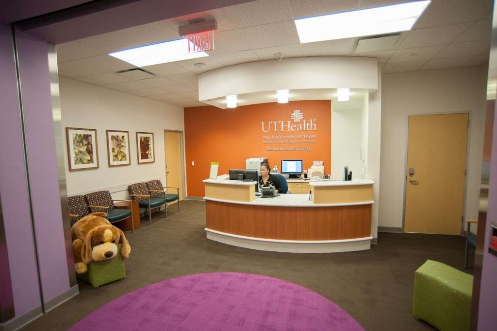 UTHealth Dentistry Greenspoint | 700 North Sam Houston Pkwy W #140, Houston, TX 77067, USA | Phone: (832) 828-1446