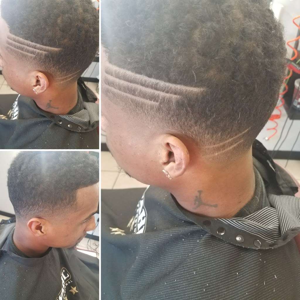 Revolution Barber & Nails By Yiyi | 4110 S Orange Blossom Trail, Kissimmee, FL 34746, USA | Phone: (321) 746-3185
