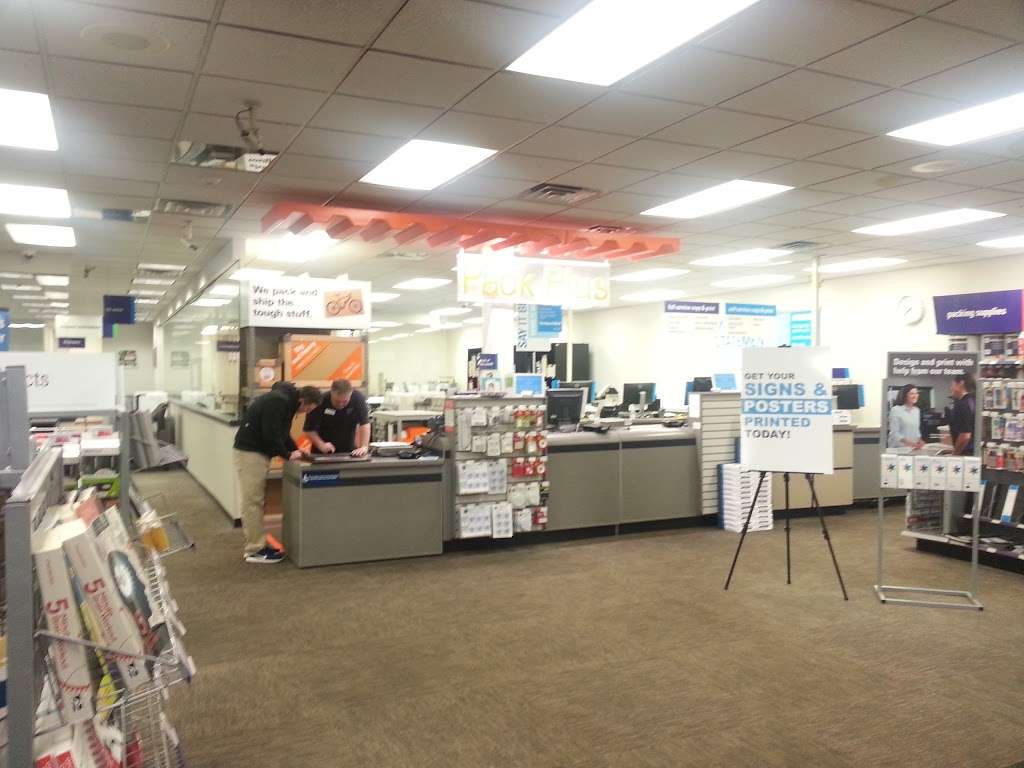 FedEx Office Print & Ship Center | 678 N Northwest Hwy, Park Ridge, IL 60068, USA | Phone: (847) 823-9360