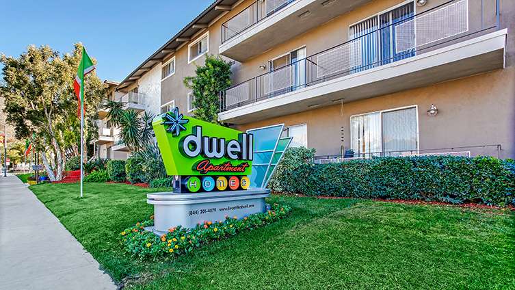 Dwell Apartment Homes | 160 W Big Springs Rd, Riverside, CA 92507, USA | Phone: (951) 329-9008