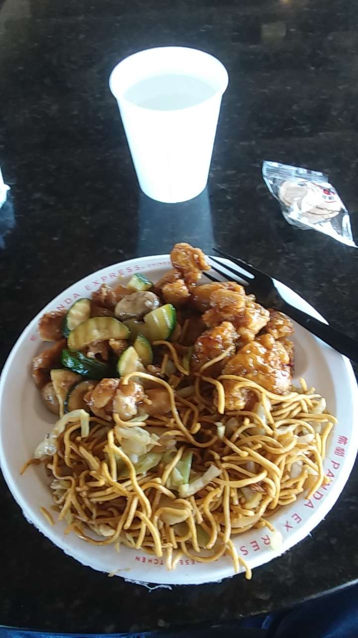 Panda Express | 155 E Ken Pratt Blvd, Longmont, CO 80501, USA | Phone: (303) 776-6907