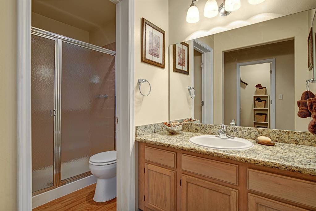 Cheyenne Creek Luxury Apartment Homes | 145 W Cheyenne Rd, Colorado Springs, CO 80906, USA | Phone: (719) 426-3800