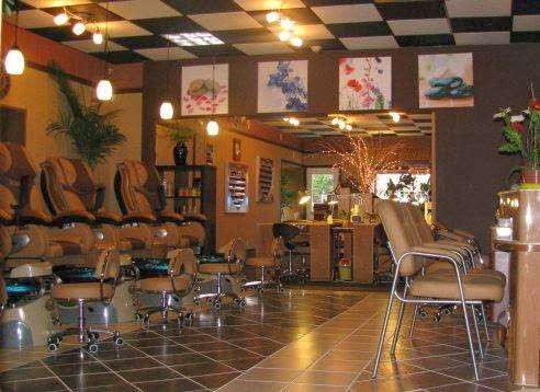 Hollywood Nails & Spa | 117 Chester Pike, Glenolden, PA 19036, USA | Phone: (484) 540-8620
