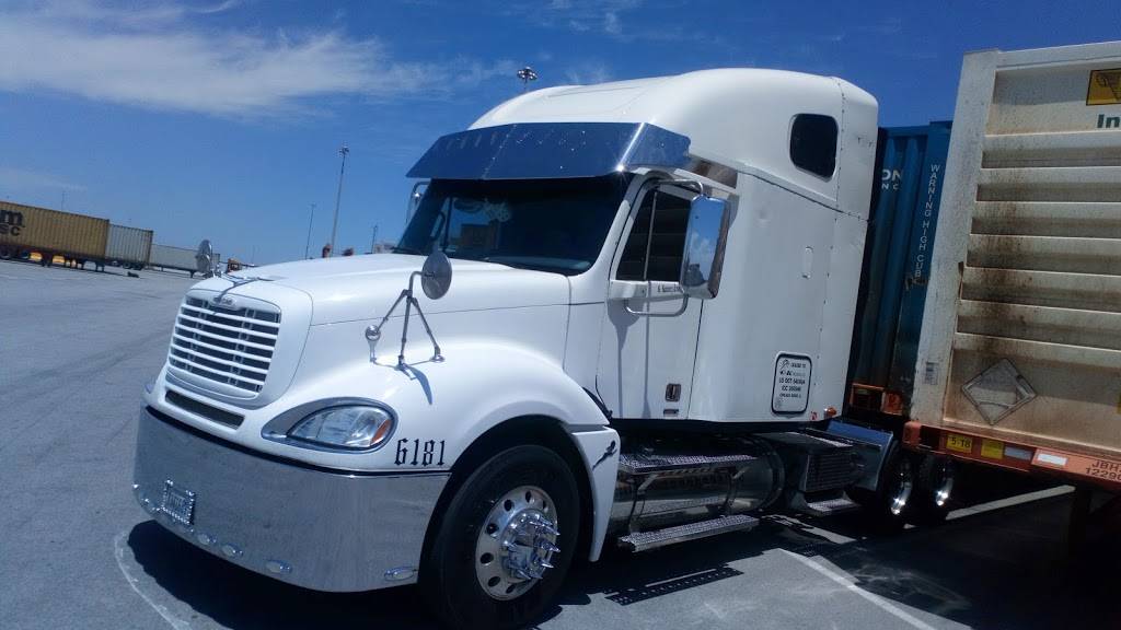 C & K Trucking | 2591 NE 28th St, Fort Worth, TX 76111, USA | Phone: (817) 759-3818