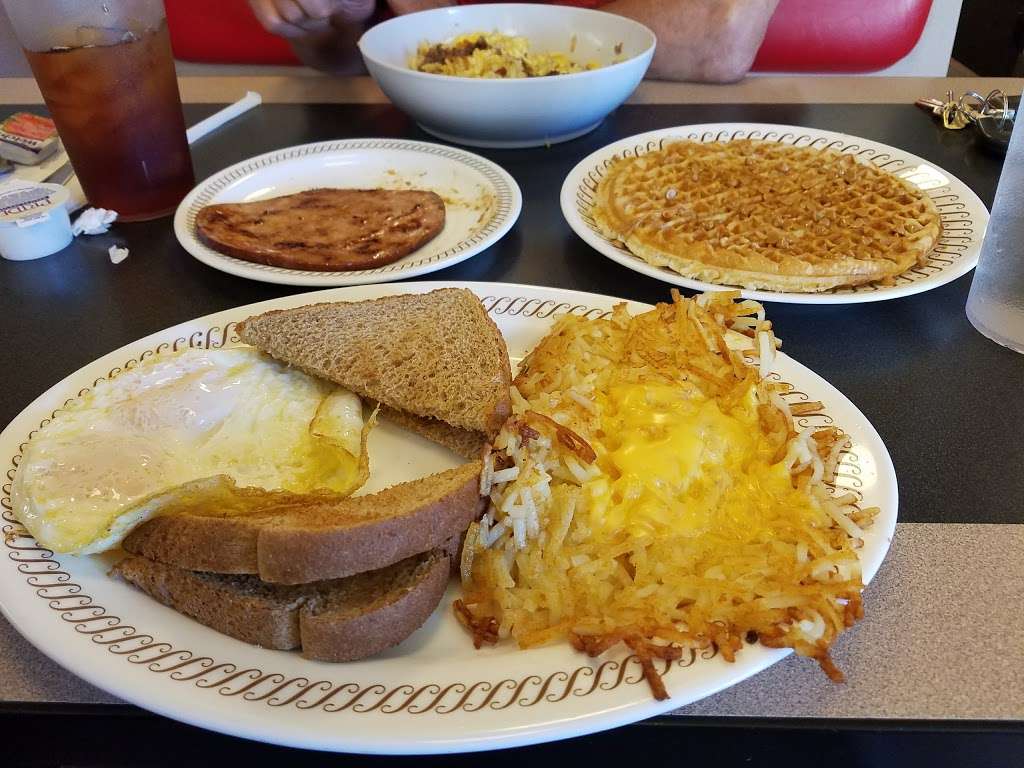 Waffle House | 4404 NE Antioch Rd, Kansas City, MO 64117, USA | Phone: (816) 454-5505