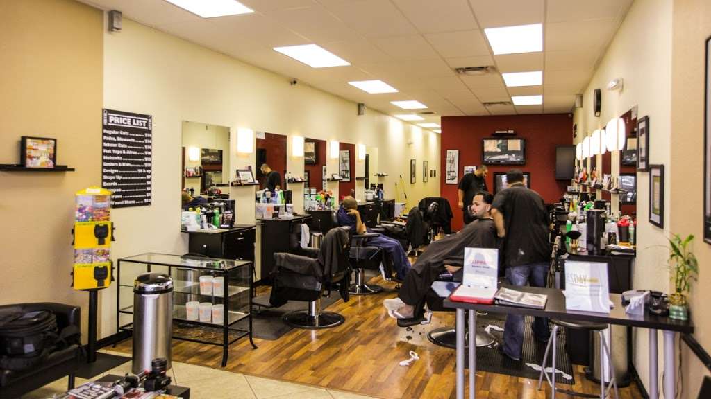 Clippers Barber Shop | 3635 Aloma Ave, Oviedo, FL 32765, USA | Phone: (407) 671-0600