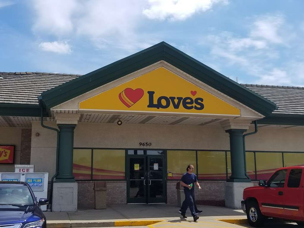 Loves Travel Stop | 9650 S 20th St, Oak Creek, WI 53154, USA | Phone: (414) 761-0482