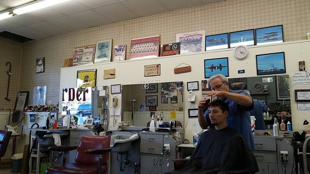 Franview Plaza Barber Shop | 2922 Telegraph Rd, St. Louis, MO 63125, USA | Phone: (314) 845-2881