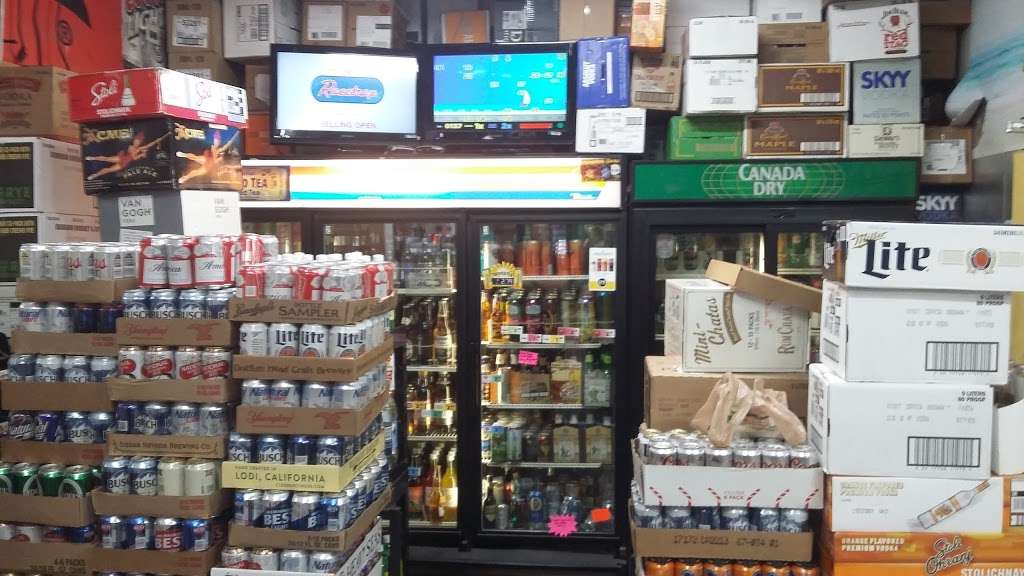 Captain Kidds Liquors | 9729, 5823 Deale Churchton Rd, Deale, MD 20751, USA | Phone: (410) 867-0611