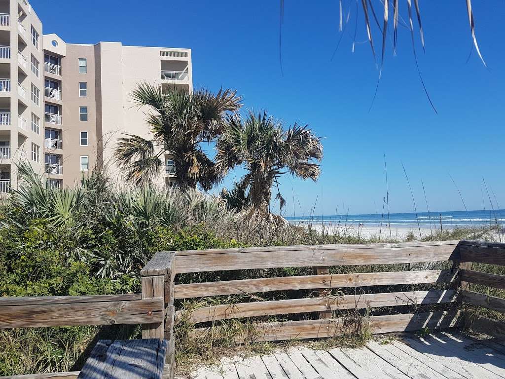 Palm House Condominium 3A | 2707 Hill St, New Smyrna Beach, FL 32169, USA | Phone: (407) 221-1200