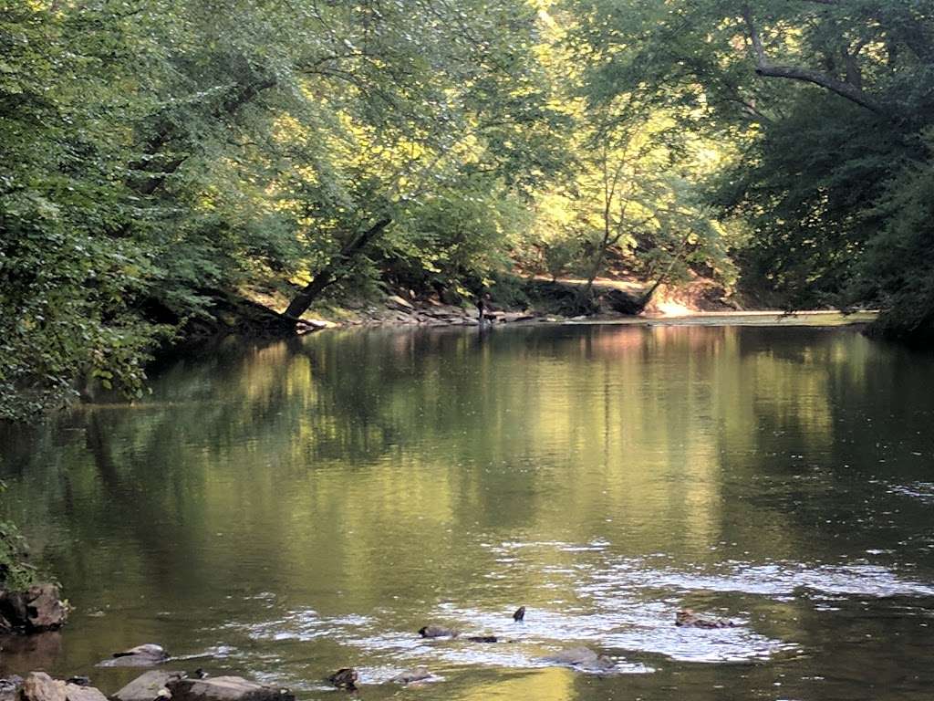 Hemlock Overlook Regional Park | 13220 Yates Ford Rd, Clifton, VA 20124, USA | Phone: (800) 877-0954