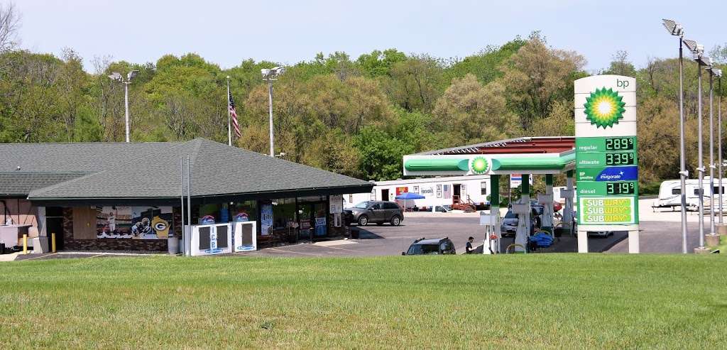 BP | 162 E W Main St, Palmyra, WI 53156, USA | Phone: (262) 495-2697