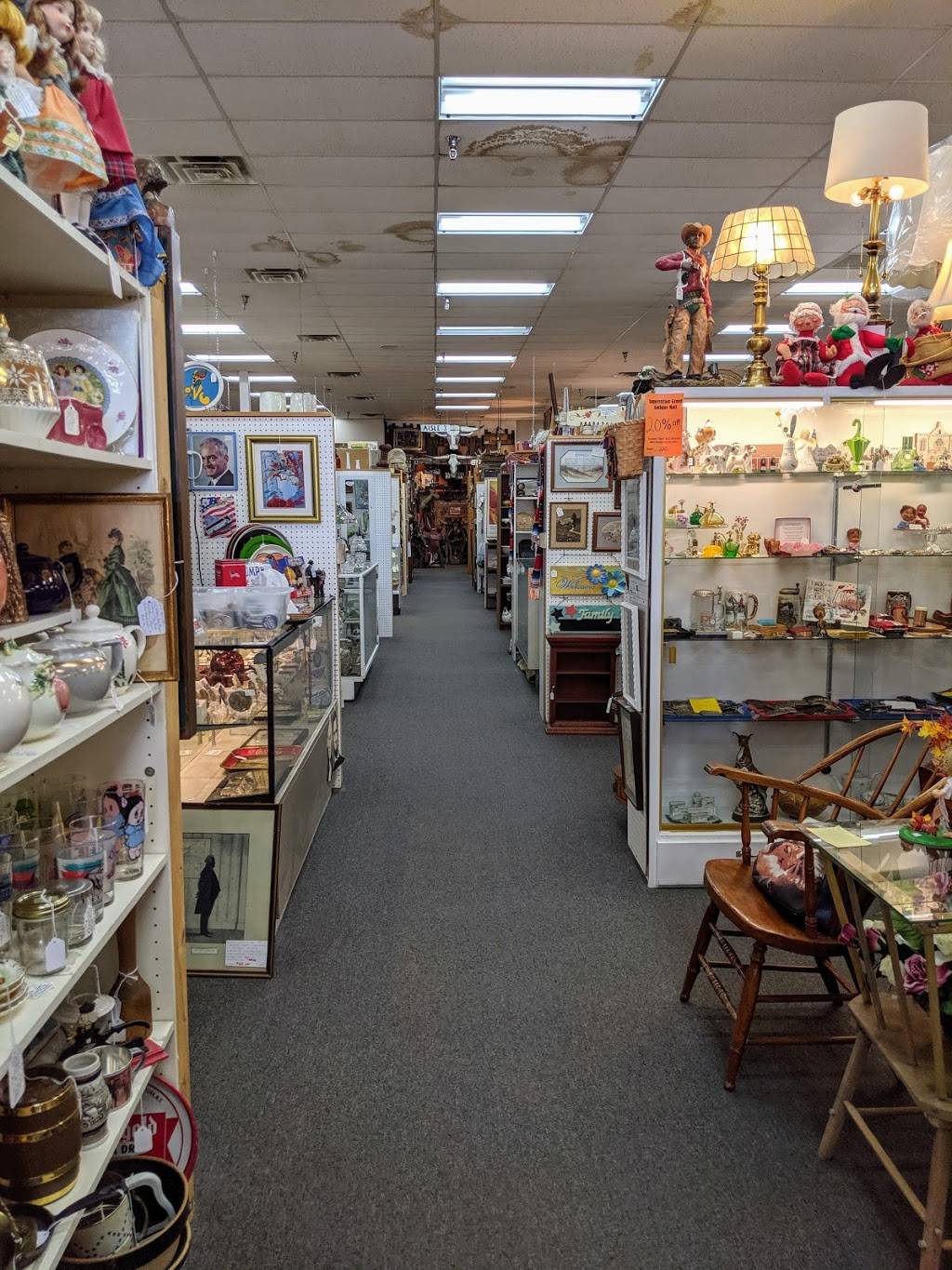 Superstition Grand Antique Mall | 7536 E Main St, Mesa, AZ 85207, USA | Phone: (480) 982-1004