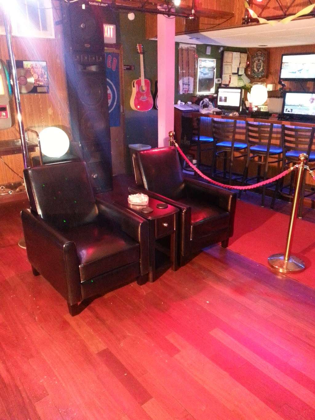 As Karaoke Bar | 8751 N Milwaukee Ave, Niles, IL 60714 | Phone: (224) 534-7158