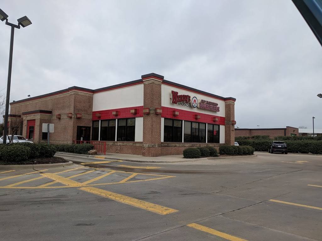 Wendys | 1000 W Walnut Hill Ln, Irving, TX 75038, USA | Phone: (972) 639-5125