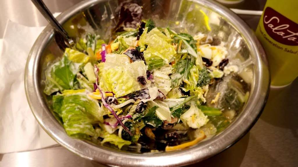 Salata | 6503 Garth Rd #100, Baytown, TX 77521, USA | Phone: (281) 839-7877